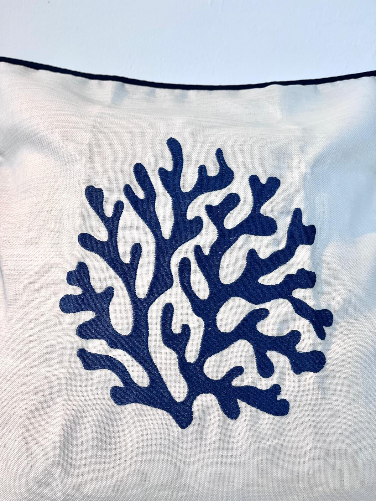 Blaues Korall Kissen