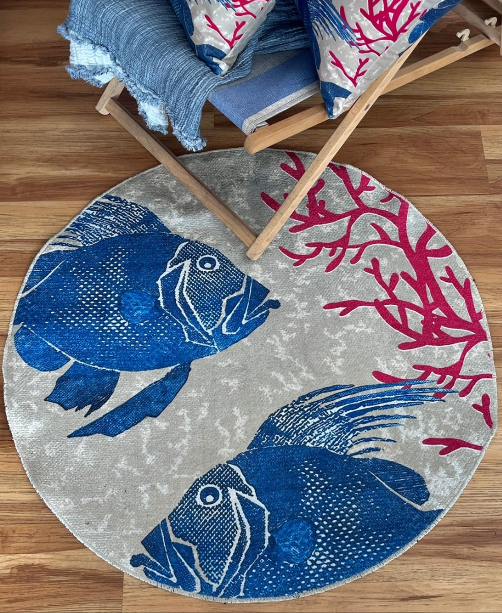 Fischteppich mit Korallen-Design