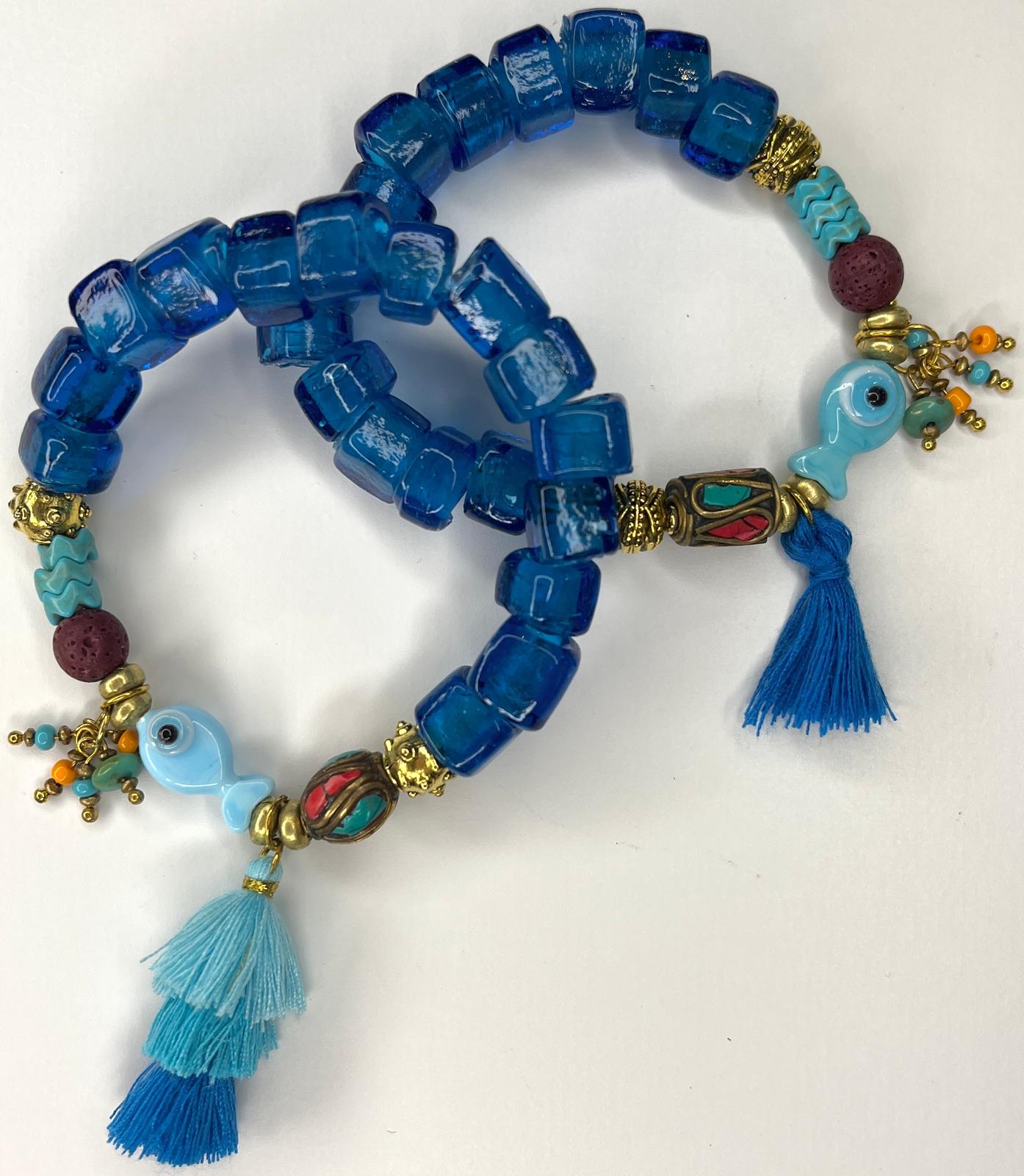 Handgefertigtes Armband aus Glasperlen