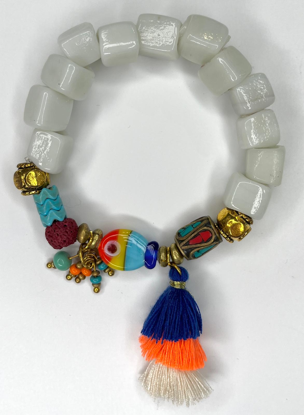Handgefertigtes Armband aus Glasperlen
