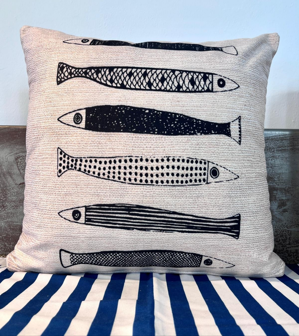 Schwarze Fische Kissen