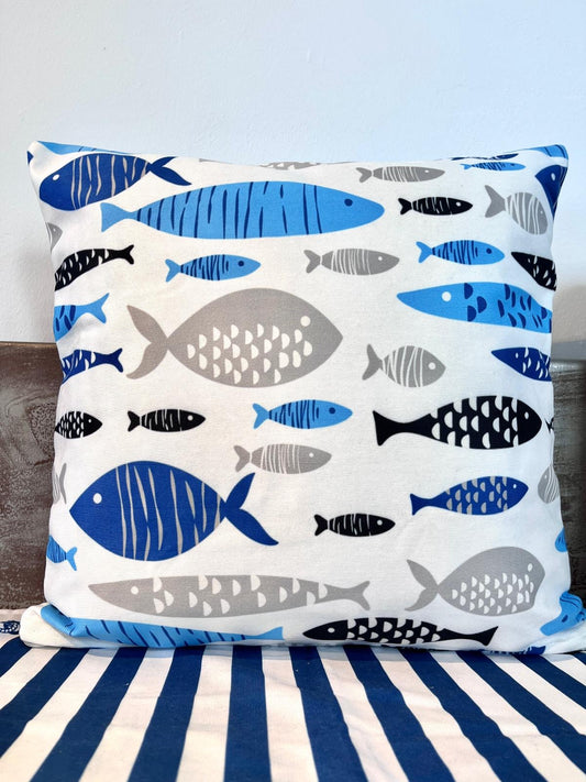 Mehrfarbigen Fischmotiv-Kissen